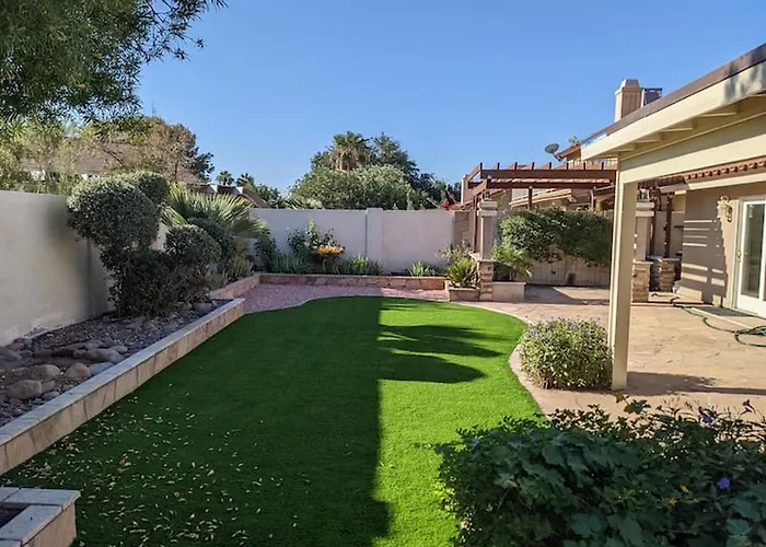 Heated Pool - Spacious, Cheerful 5br/3bath