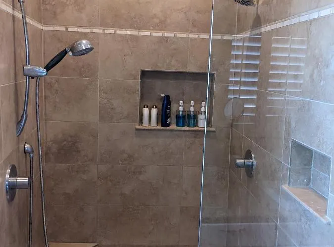 Heated Pool - Spacious, Cheerful 5br/3bath * Chandler